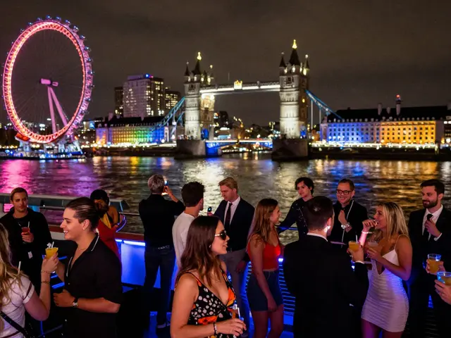 Boat Party London - Your Ultimate Guide to Nighttime Fun on the Thames