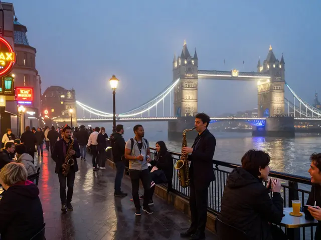 Why London Night is World-Famous