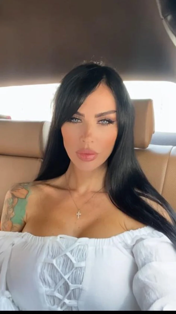 Abelle escort in London