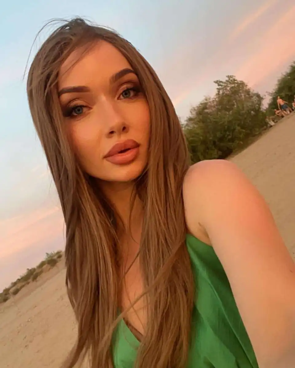 Agatha escort in London