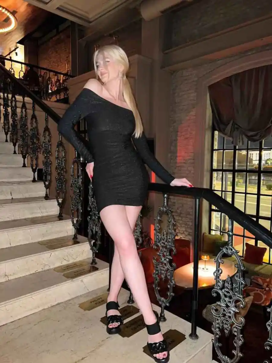 Aida escort in London
