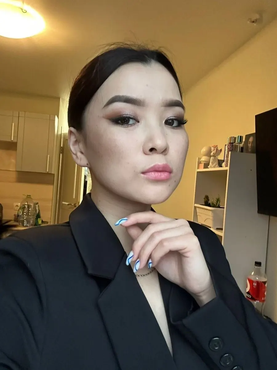 Aiza escort in London