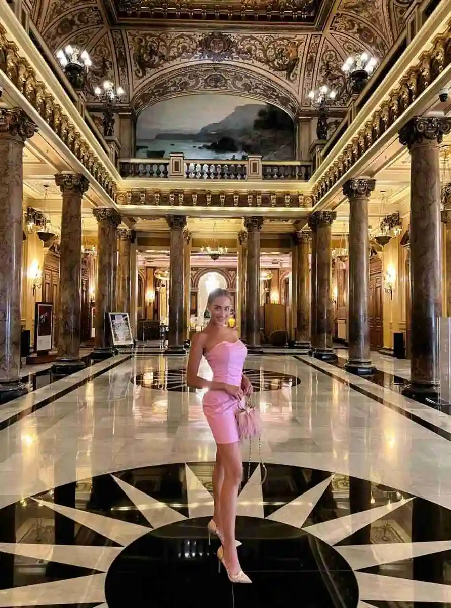 Alena  escort in London