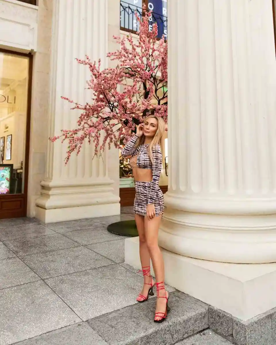 Alexa escort in London