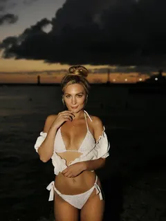 Alexa escort in London