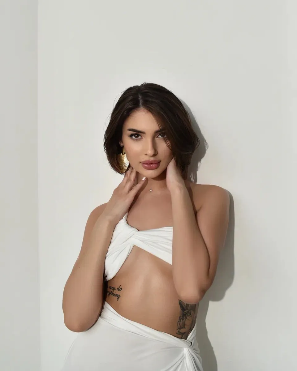 Alla escort in London