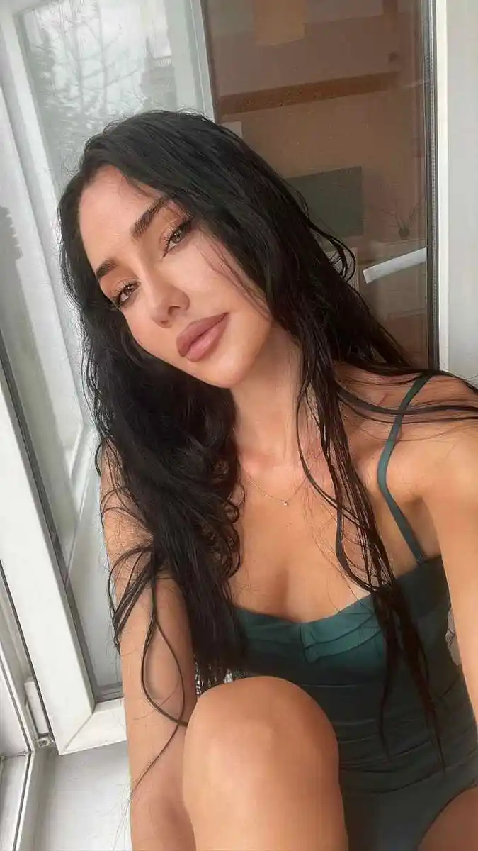 Angel escort in London