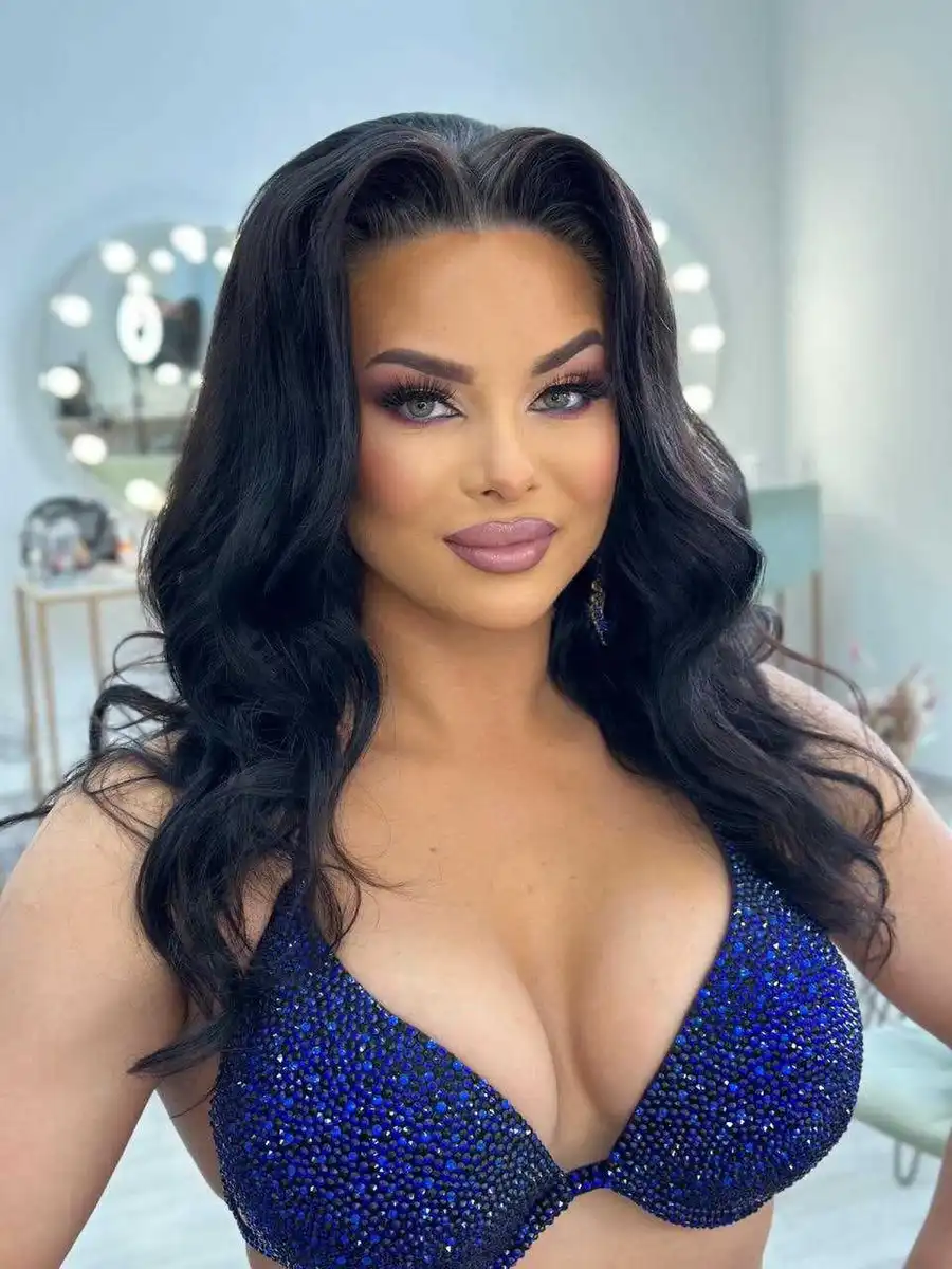 Angelica escort in London