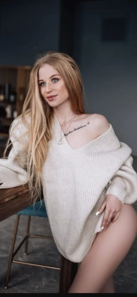 Angelina escort in London