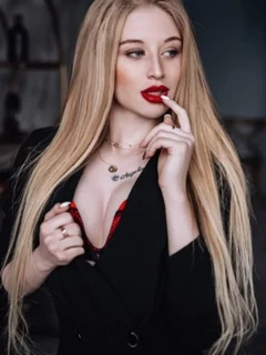 Angelina escort in London