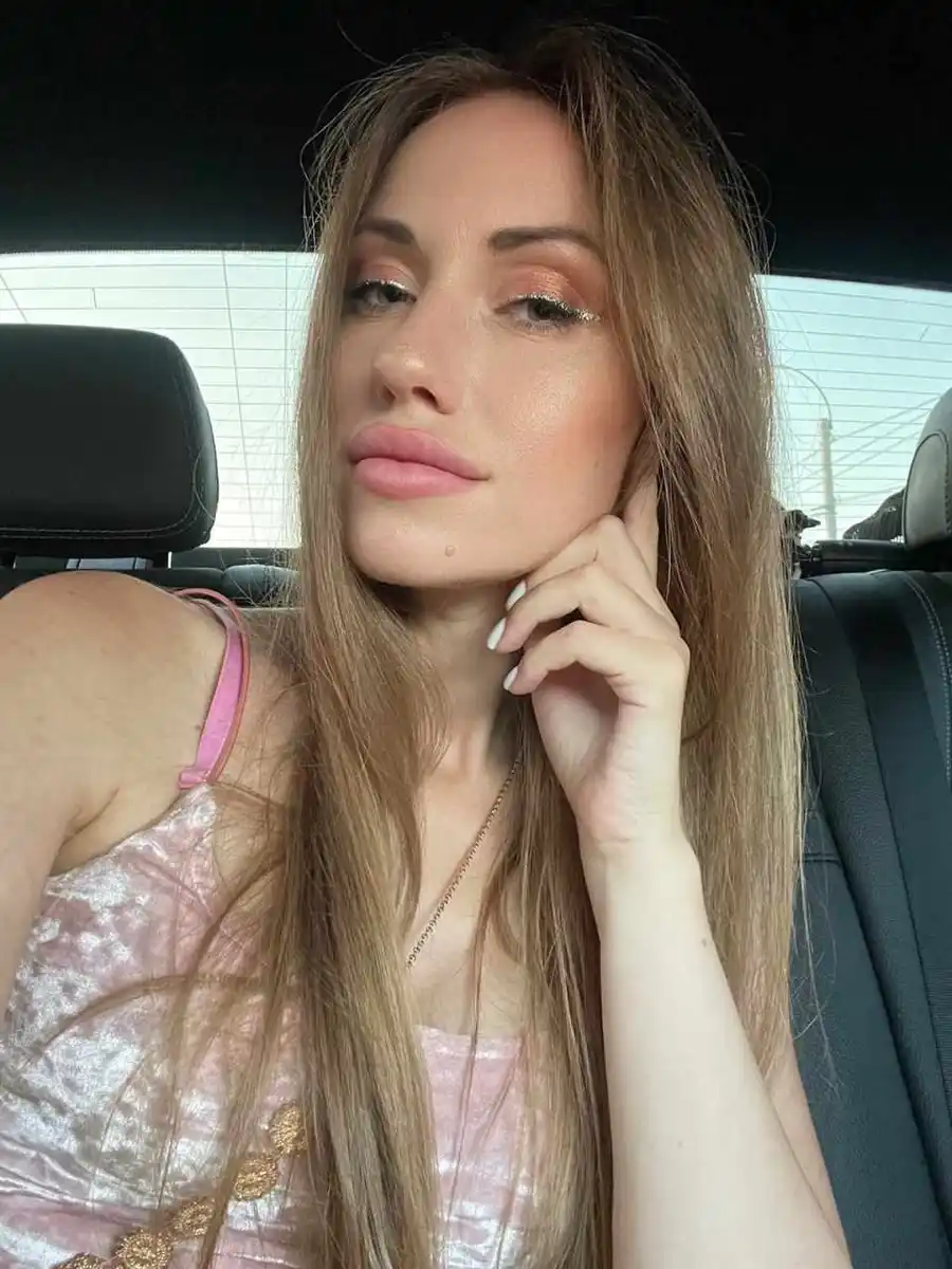 Anna escort in London