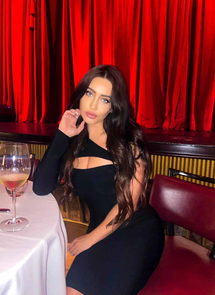 Anna  escort in London