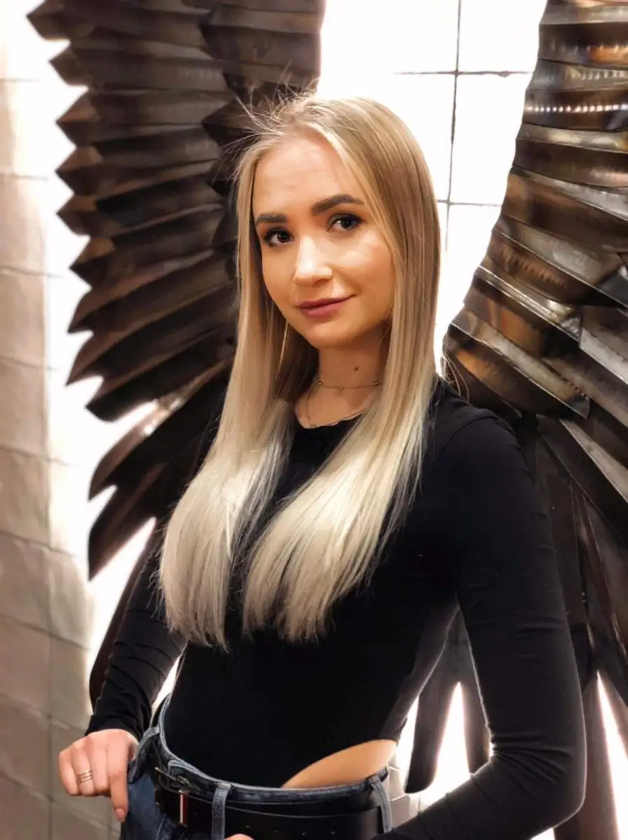 Anya escort in London