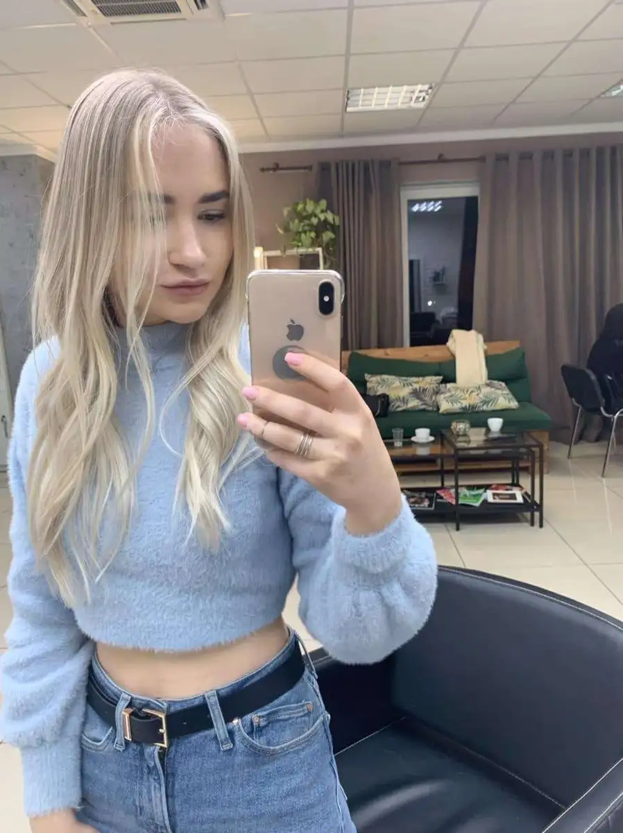 Anya escort in London
