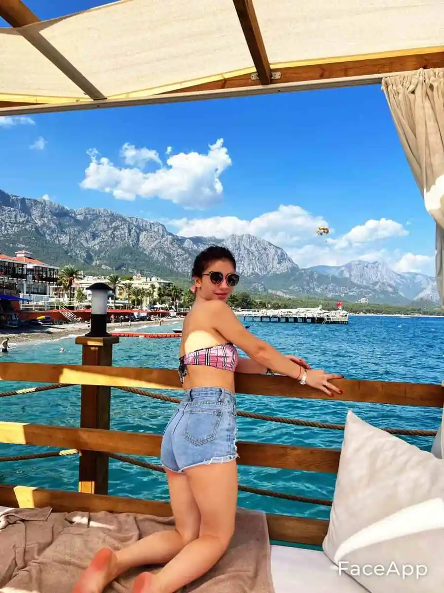 Apina escort in London