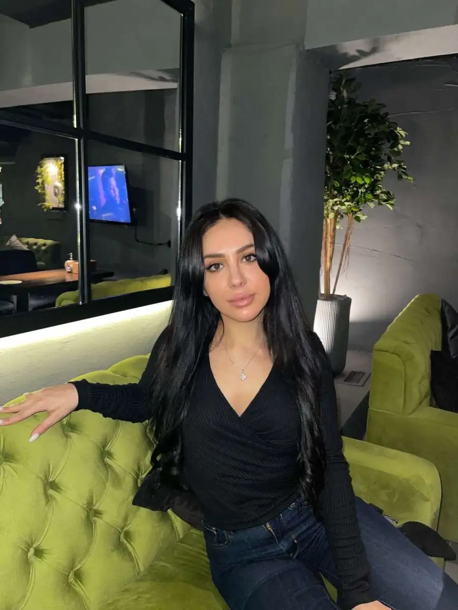 Asty escort in London