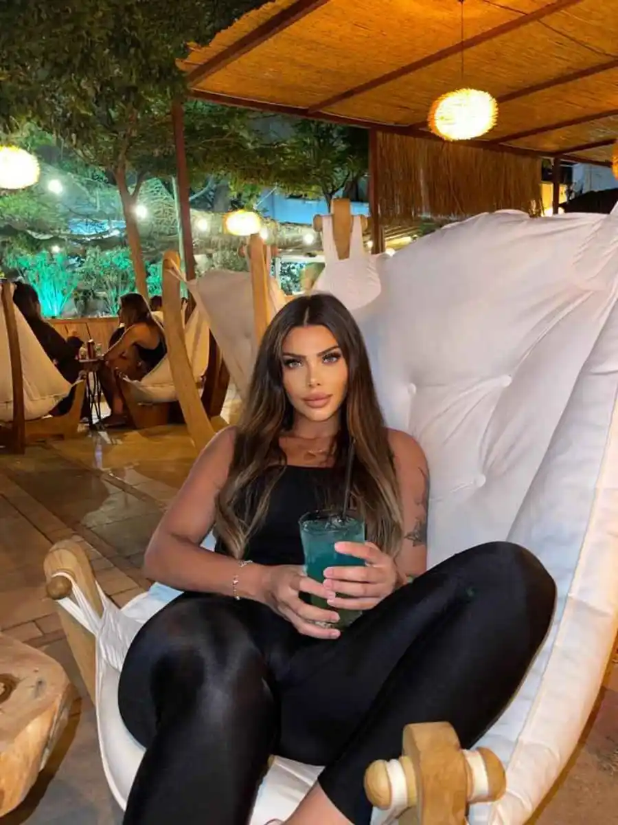 Bloom escort in London
