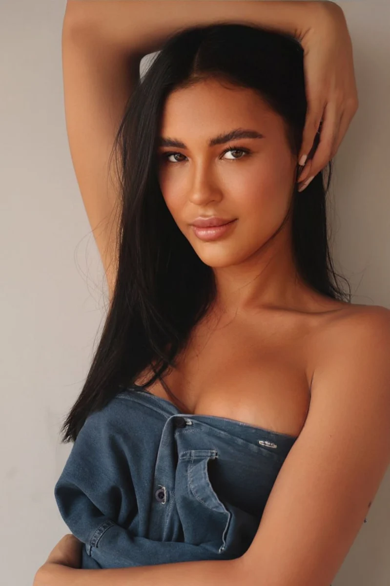 Cecilia escort in London