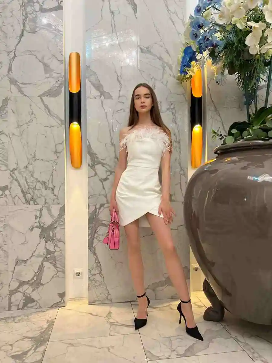 Cleo escort in London