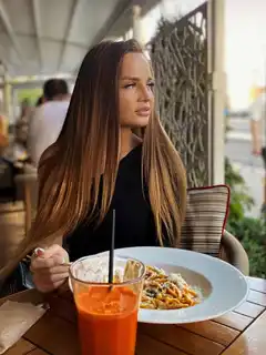 Dasha escort in London