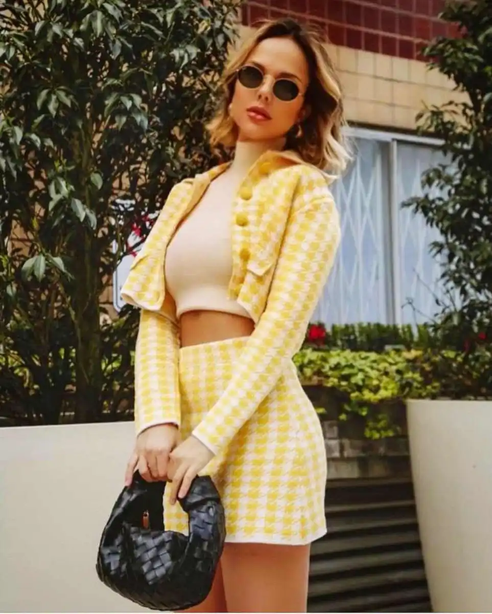 Debora escort in London