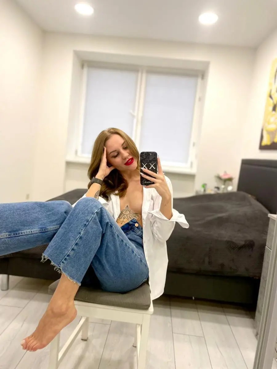 Elza escort in London