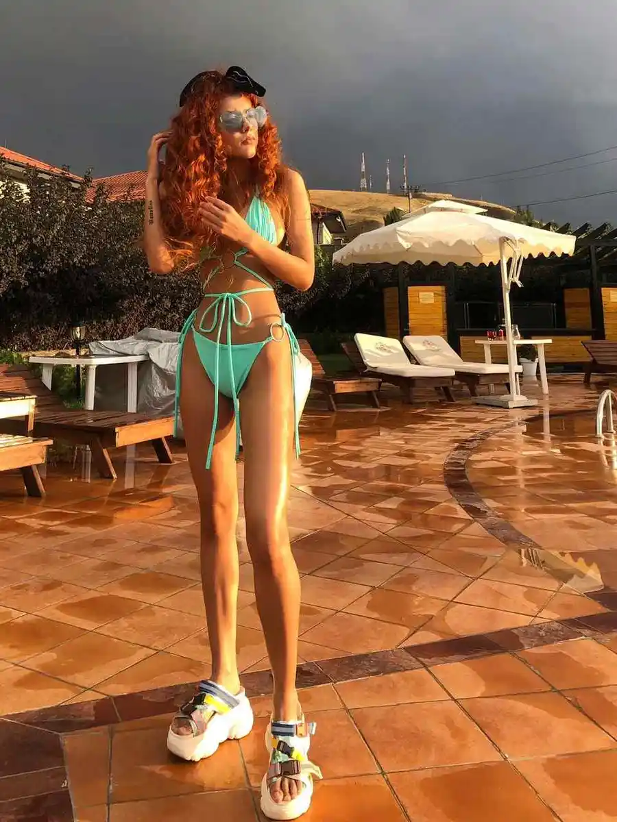 Emma escort in London