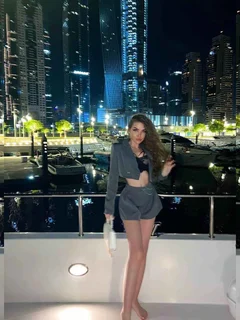 Erika escort in London