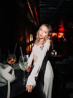 Eva escort in London