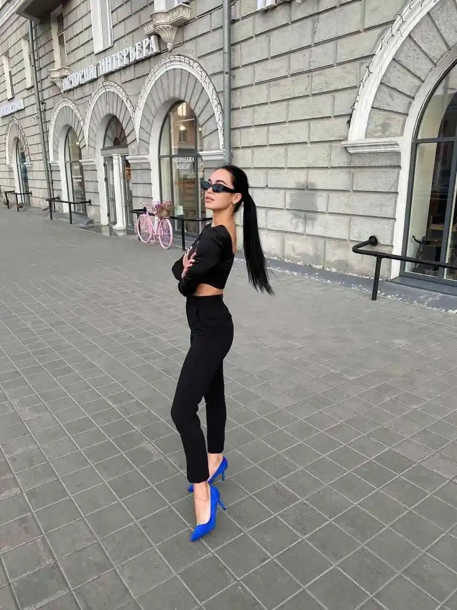 Inessa escort in London