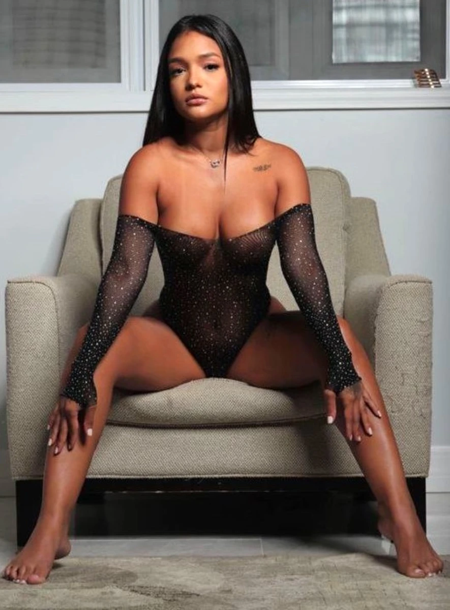 Joyce escort in London
