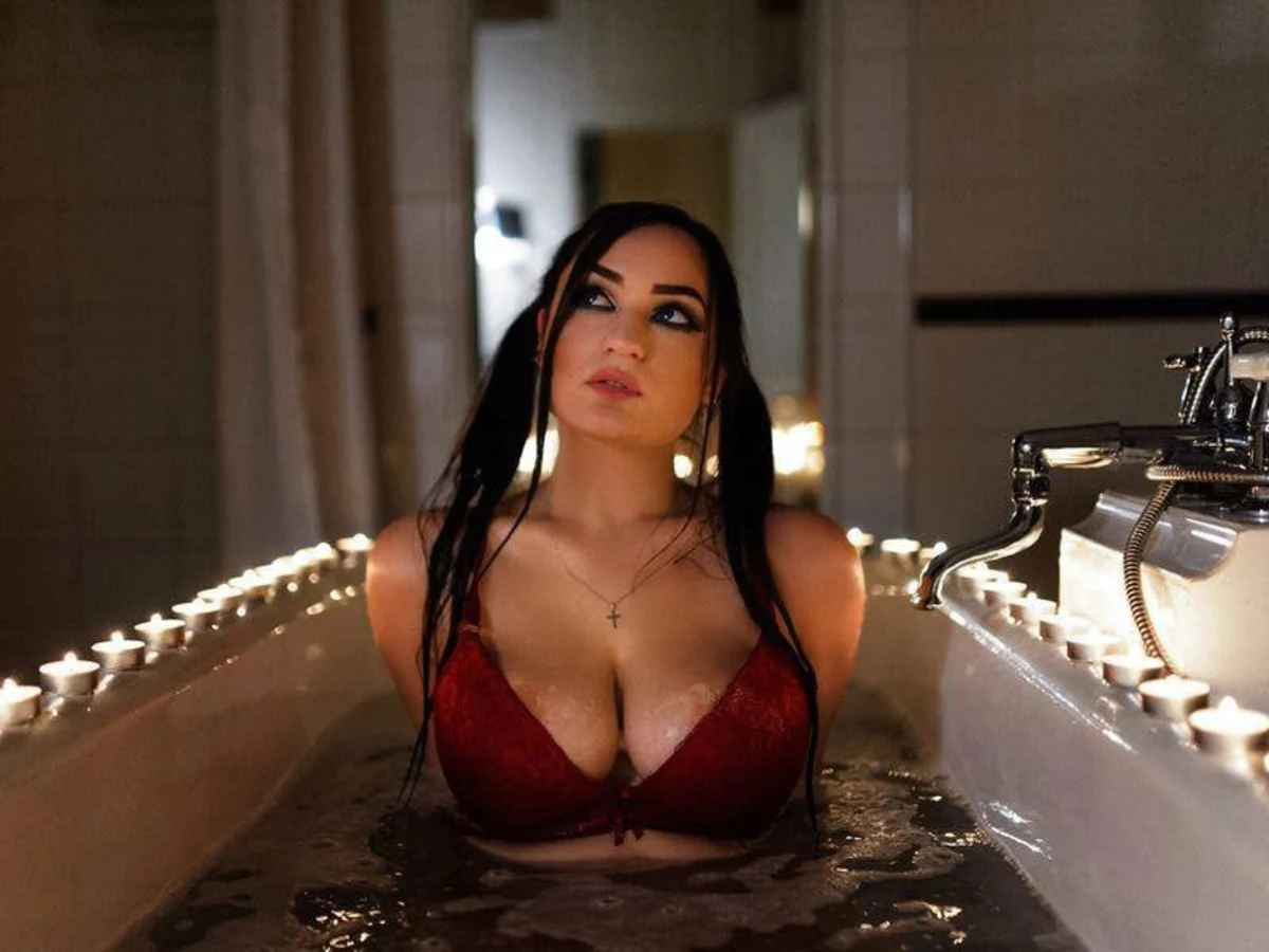 Karina escort in London