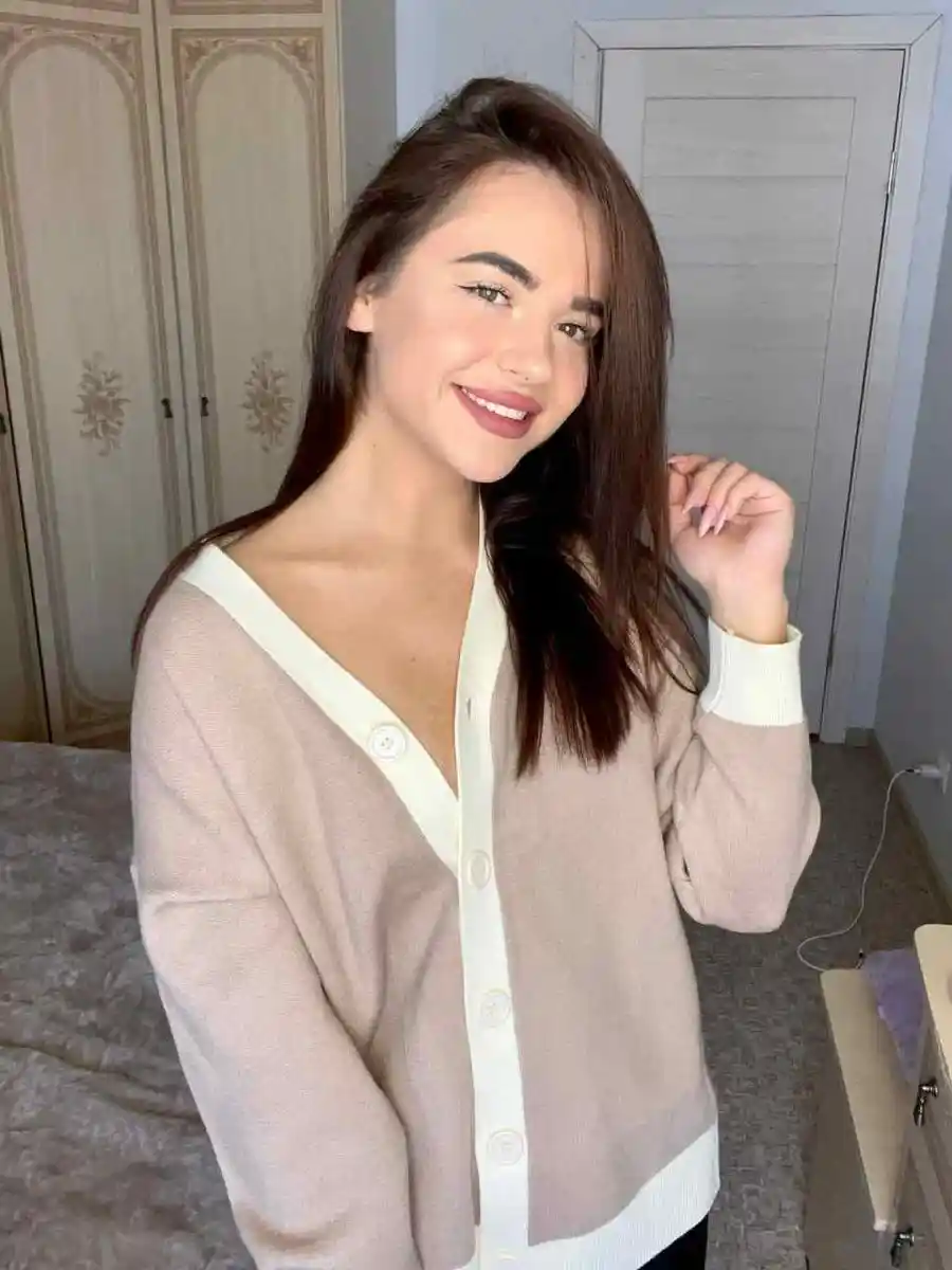 Karina escort in London