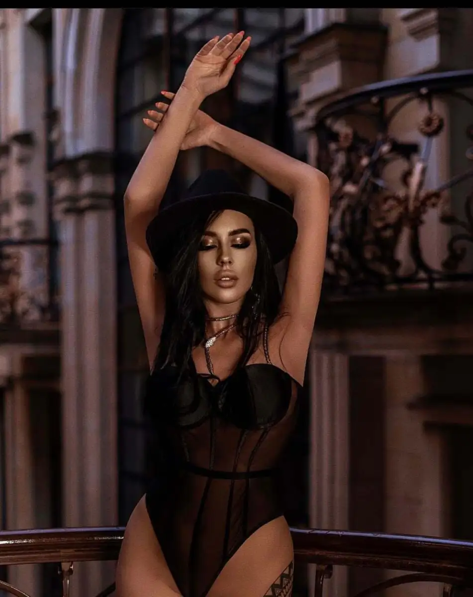 Katherine escort in London