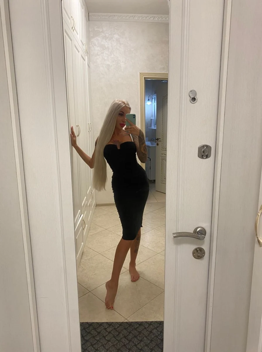 Katya escort in London