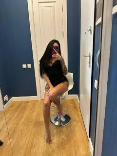 Katya escort in London