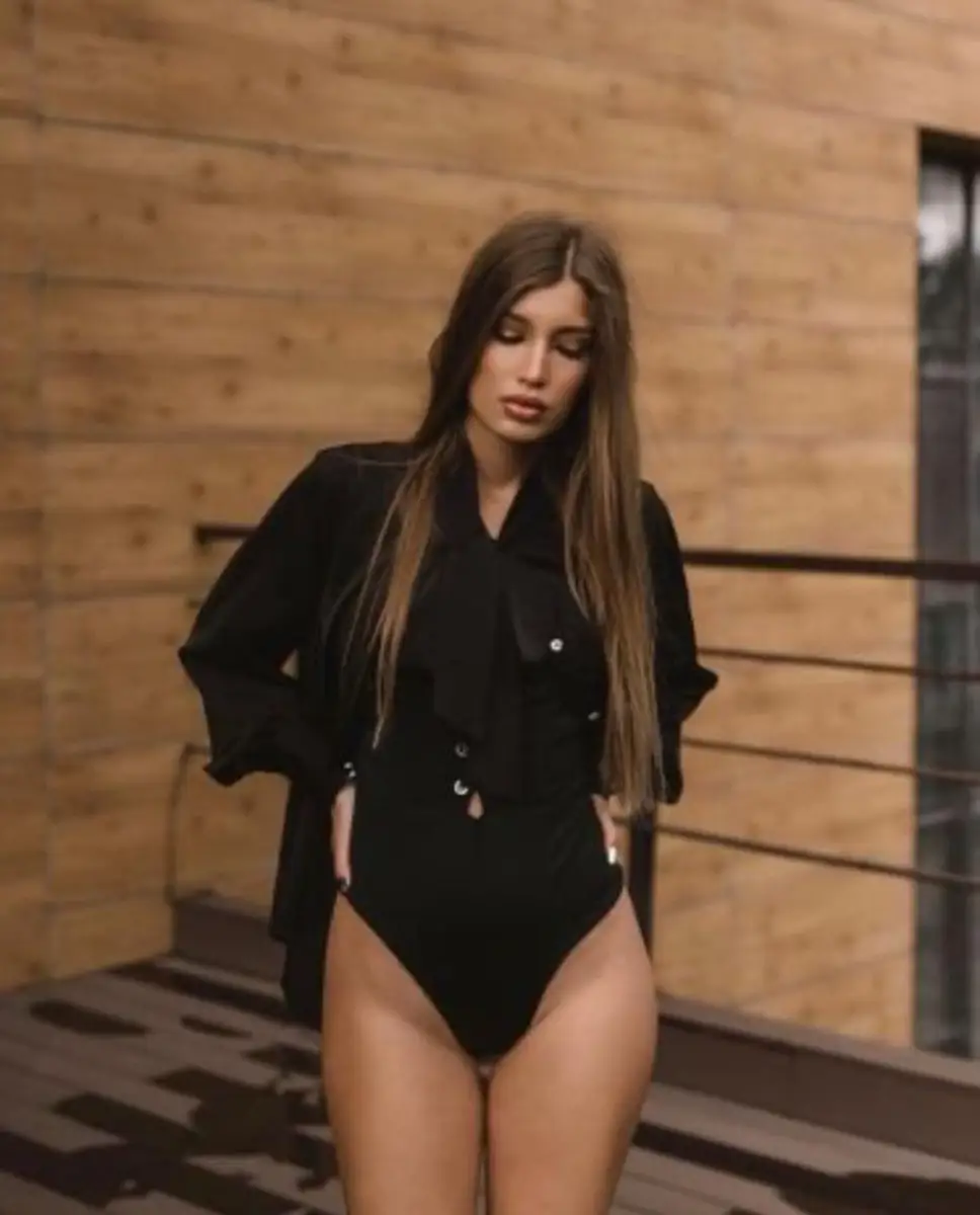 Ksenia escort in London