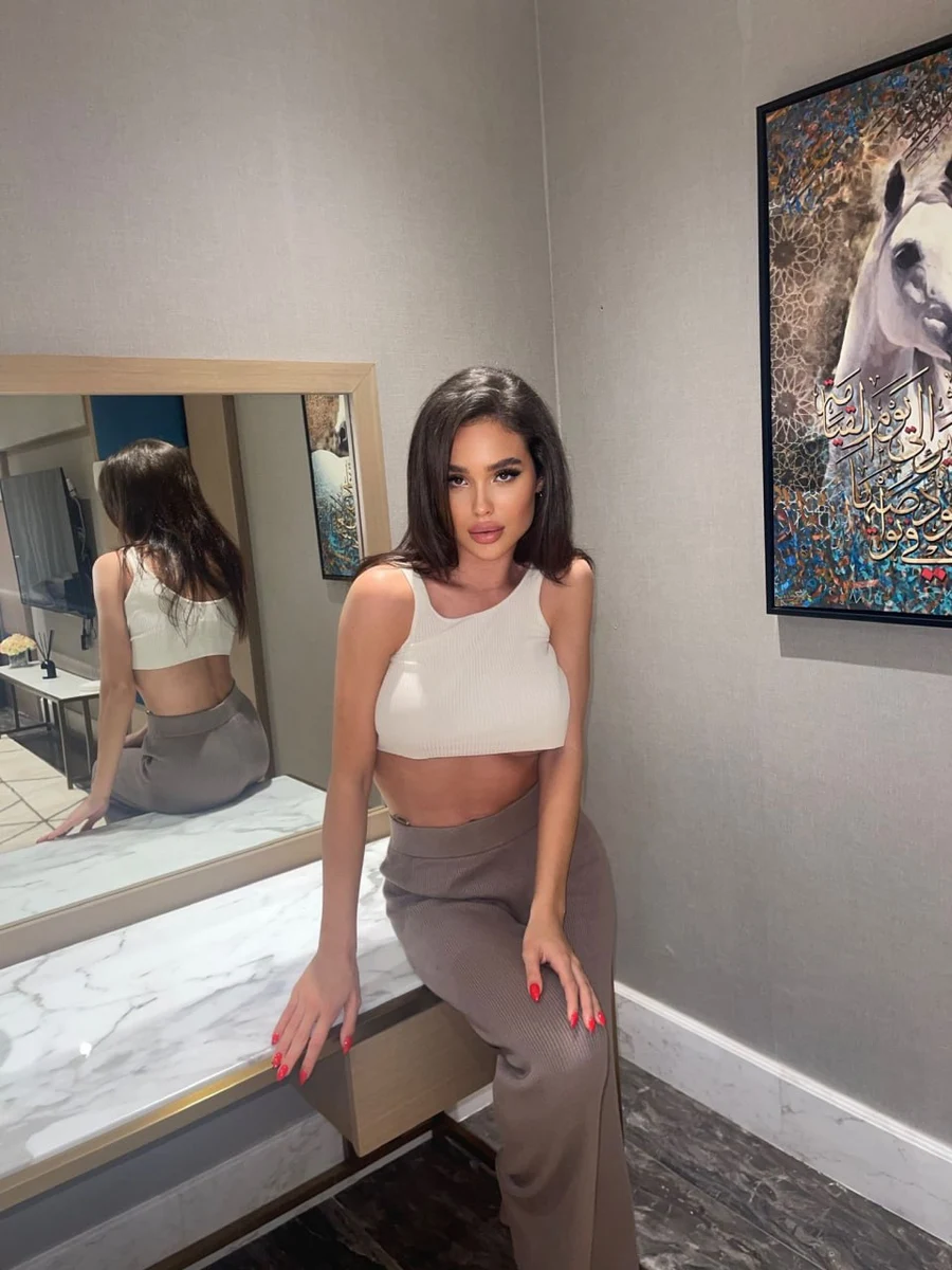 Lana  escort in London