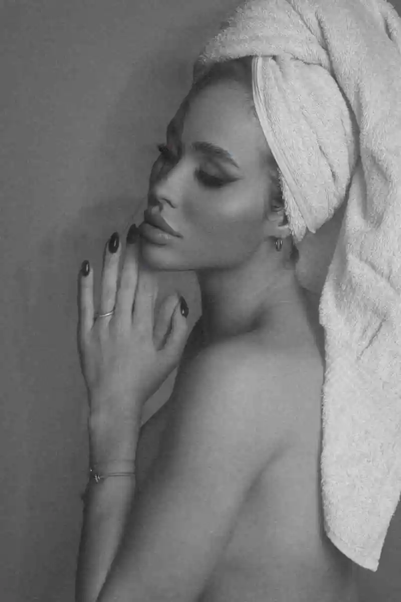 Lana  escort in London