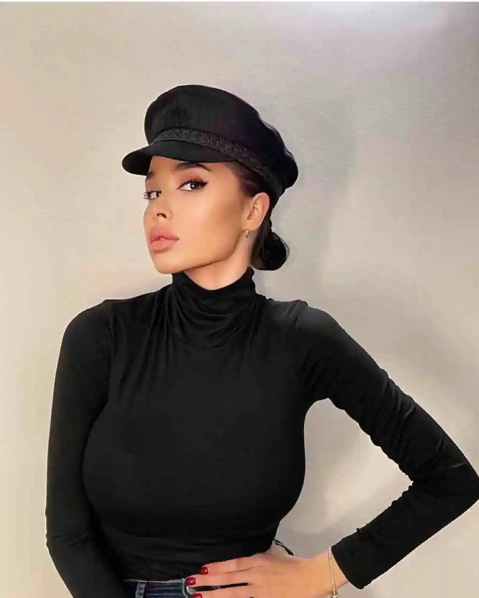 Lana  escort in London