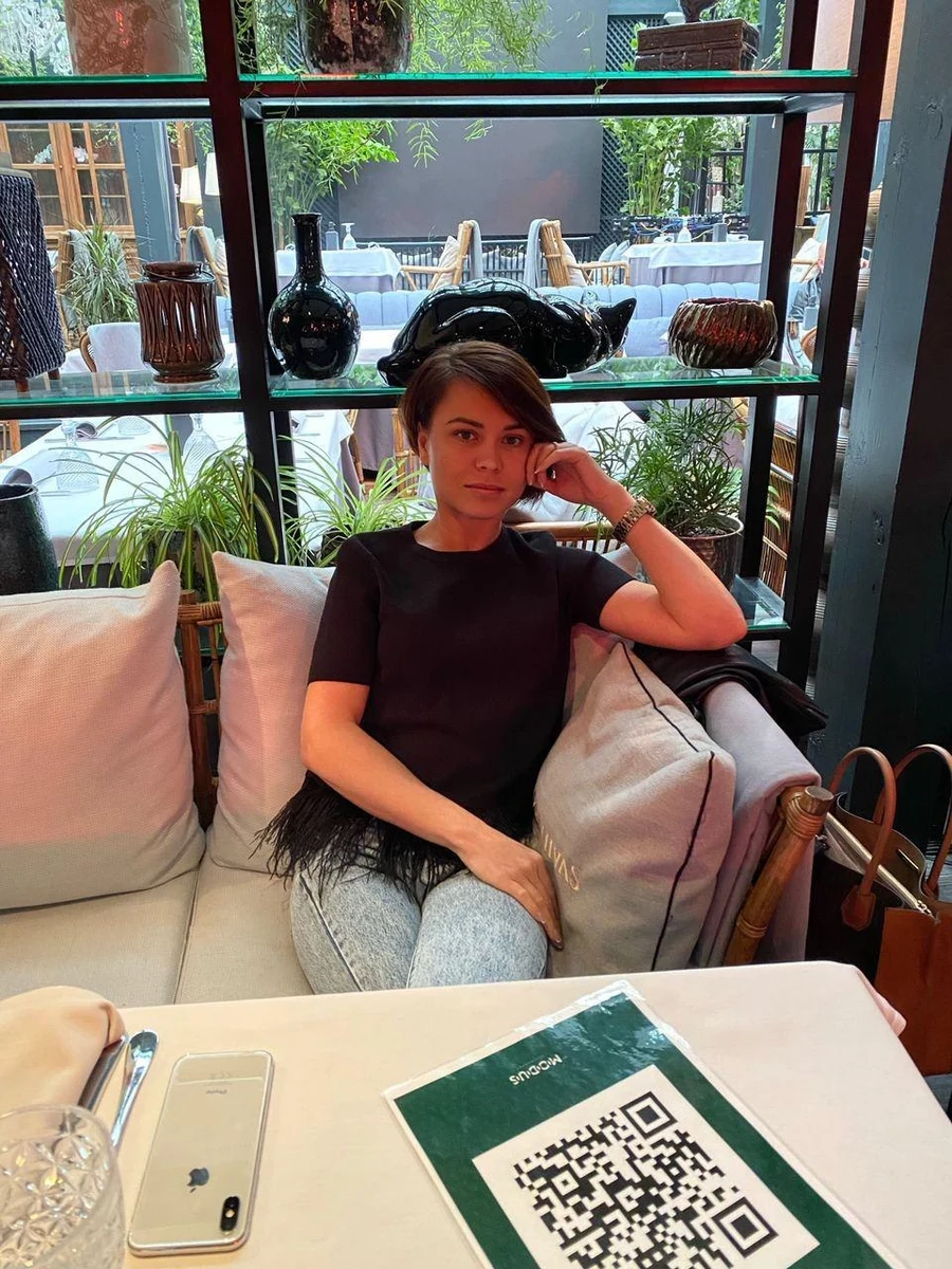 Lesya escort in London