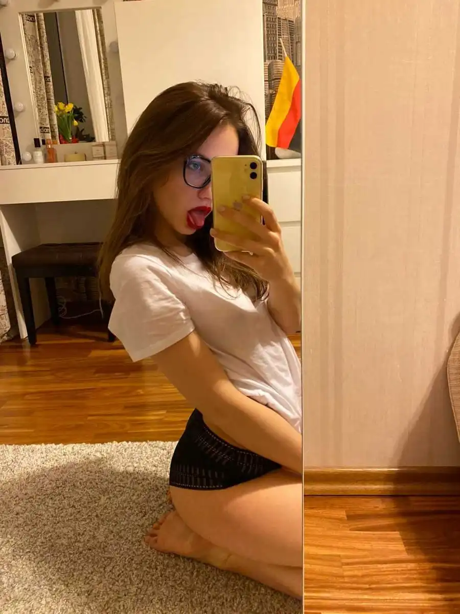Lilya escort in London