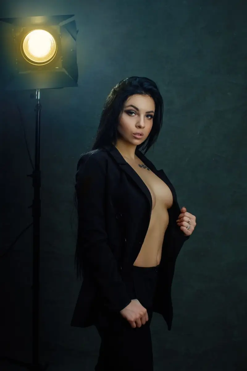 Luna escort in London