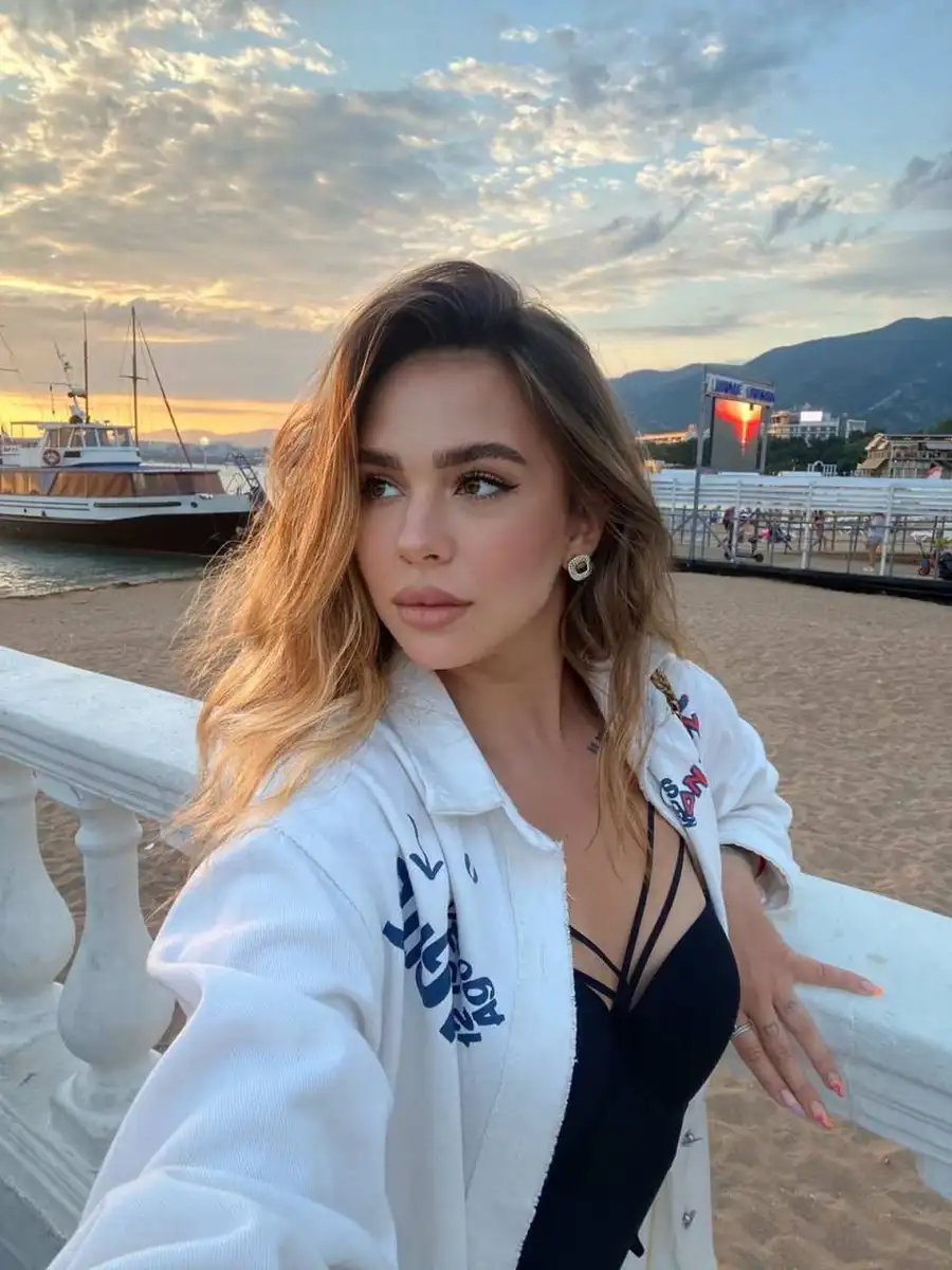 Lydia escort in London