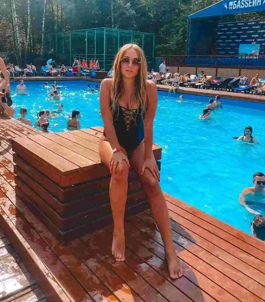 Malika escort in London