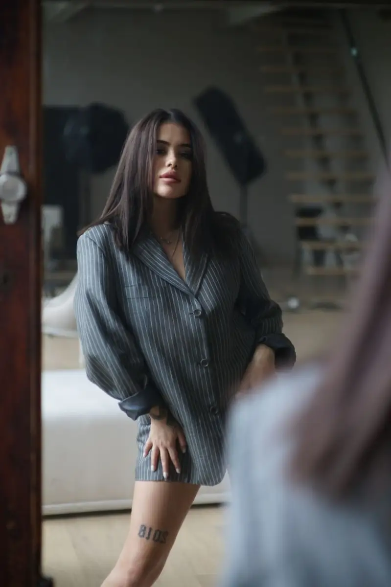 Masha escort in London