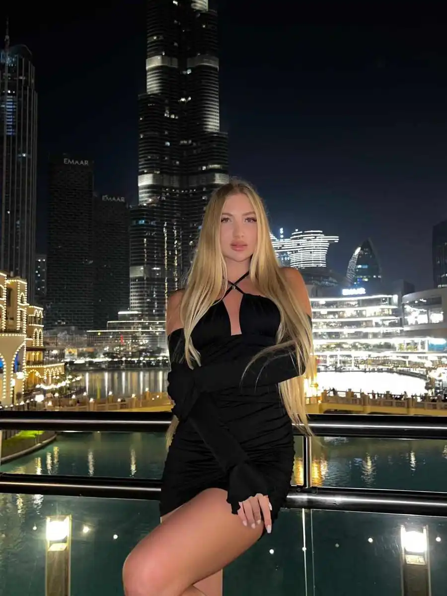Mila escort in London