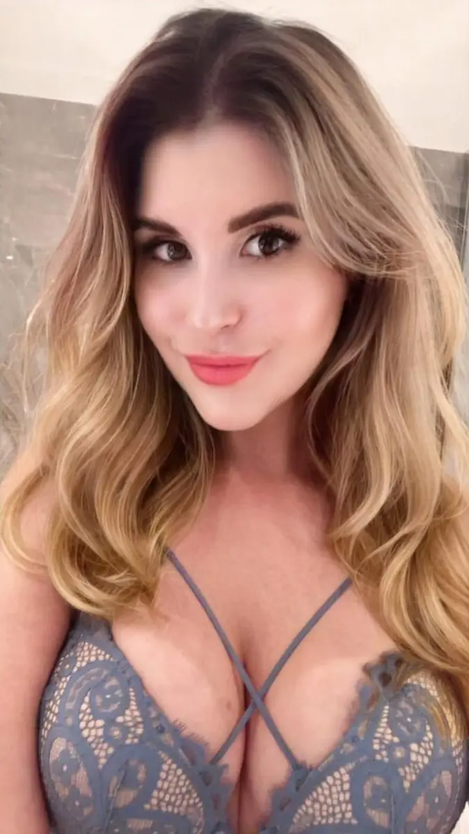 Milana escort in London