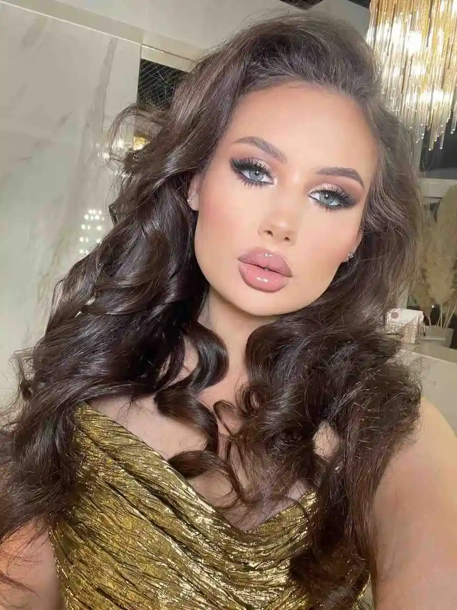 Milena escort in London