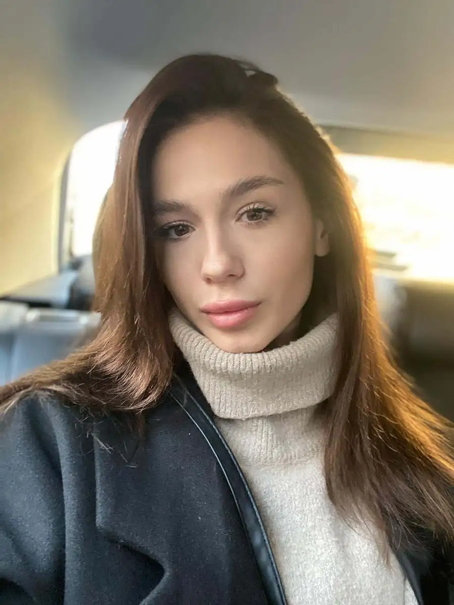Milly escort in London